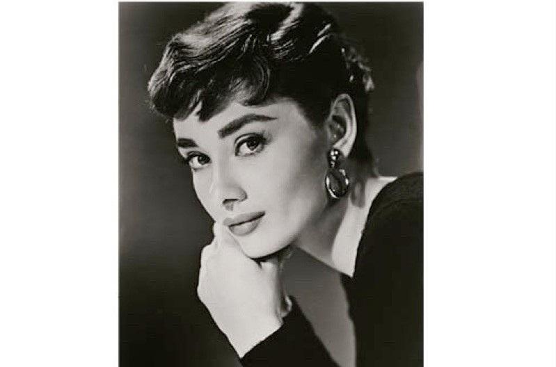 Unoaerre Orecchini Donna A Cerchio Argentati | UNOAERRE Gioielli