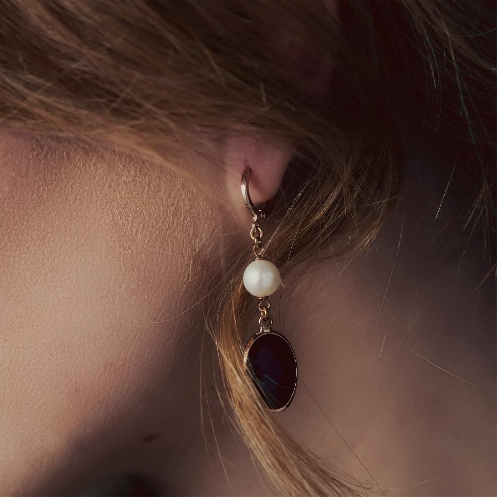 Unoaerre Orecchini Lunghi Con Pietra Nera E Perle | UNOAERRE Gioielli