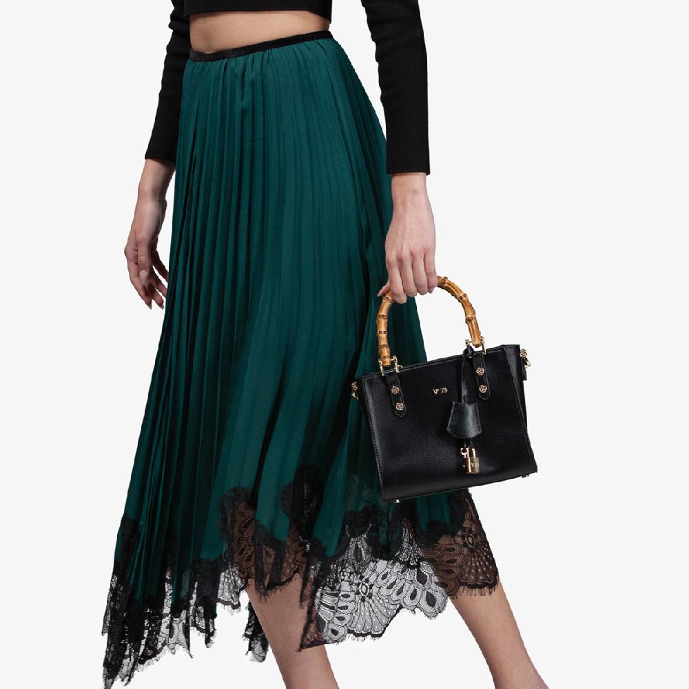 V73 Shopping NEFERTITI