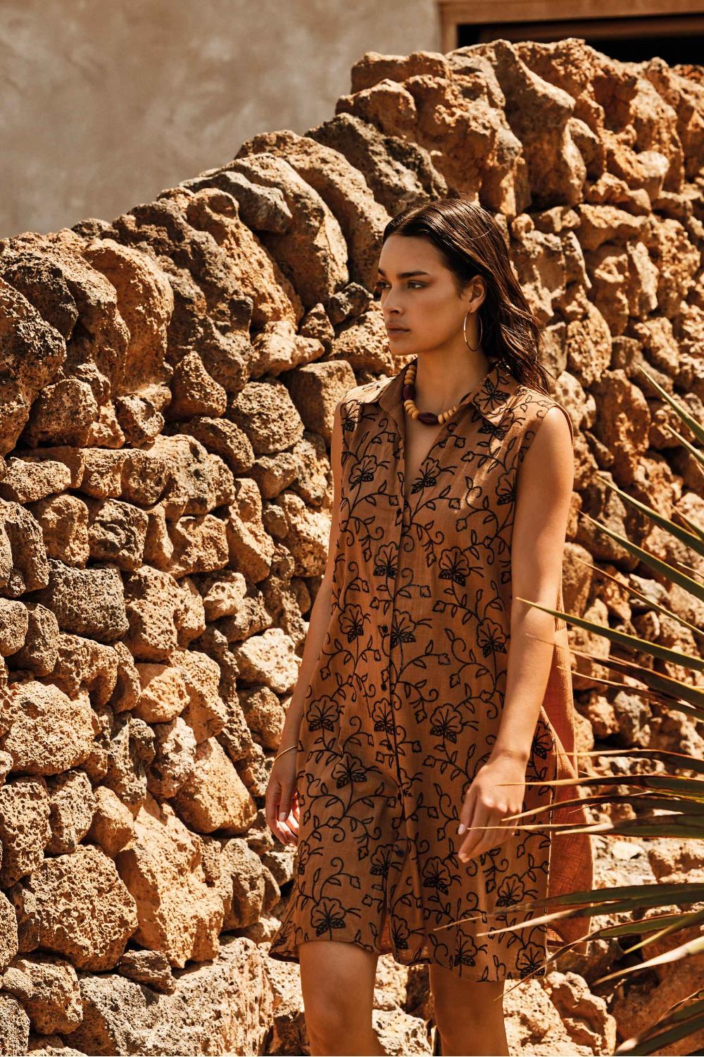 Vacanze Italiane Abito camicia smanicato Lola