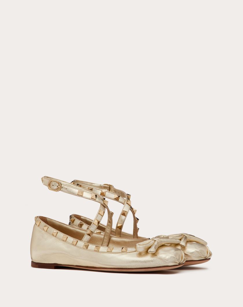 Valentino Handbags Ballerina Rockstud In Nappa Laminata Per Donna In Platino | Valentino IT