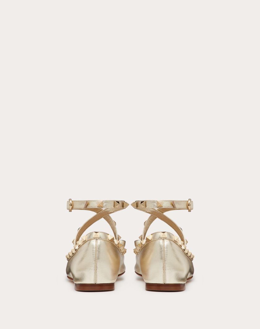Valentino Handbags Ballerina Rockstud In Nappa Laminata Per Donna In Platino | Valentino IT