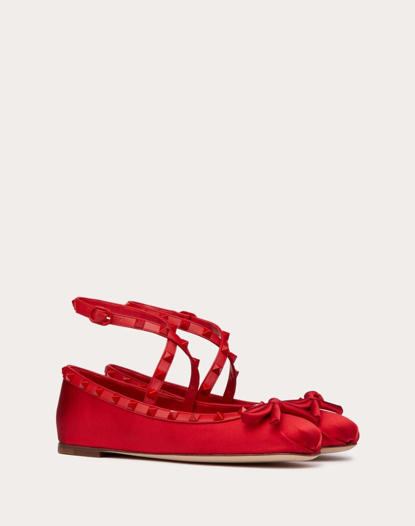 Valentino Handbags Ballerina Rockstud In Raso E Borchie In Tono Per Donna In Rouge Pur | Valentino IT