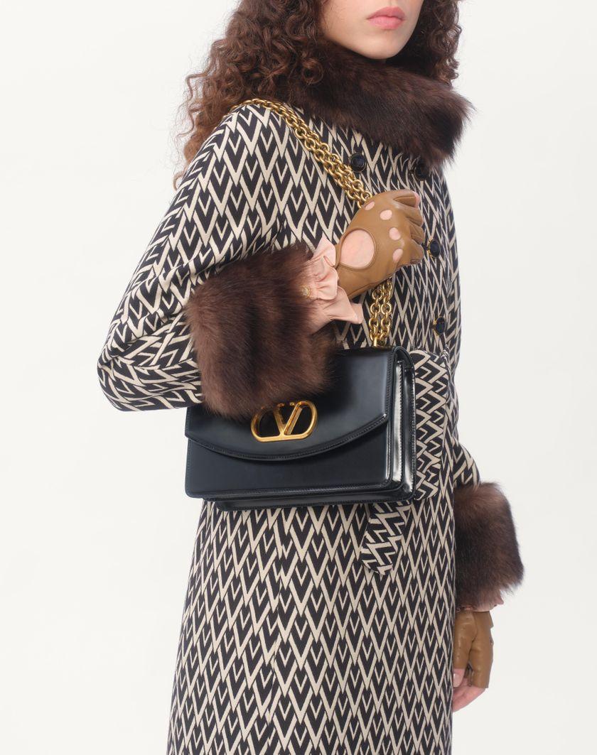 Valentino Handbags Borsa A Spalla Valentino Garavani Vain In Vitello Lucido Per Donna In Marrone | Valentino IT