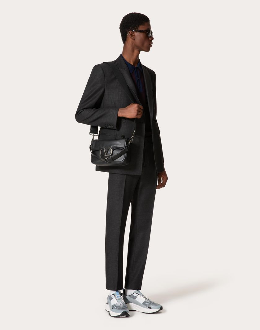 Valentino Handbags Borsa A Tracolla Valentino Garavani Alltime In Vitello Granato Per Uomo In Nero | Valentino IT