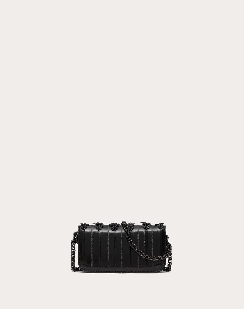 Valentino Handbags Borsa Piccola A Spalla Valentino Garavani Locò Ricamata In Anguilla Per Donna In Nero | Valentino IT