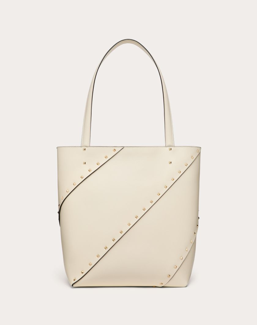 Valentino Handbags Borsa Shopping Valentino Garavani Valentino Garavani Rockstud Wispy In Vitello per Donna in Tabacco | Valentino IT