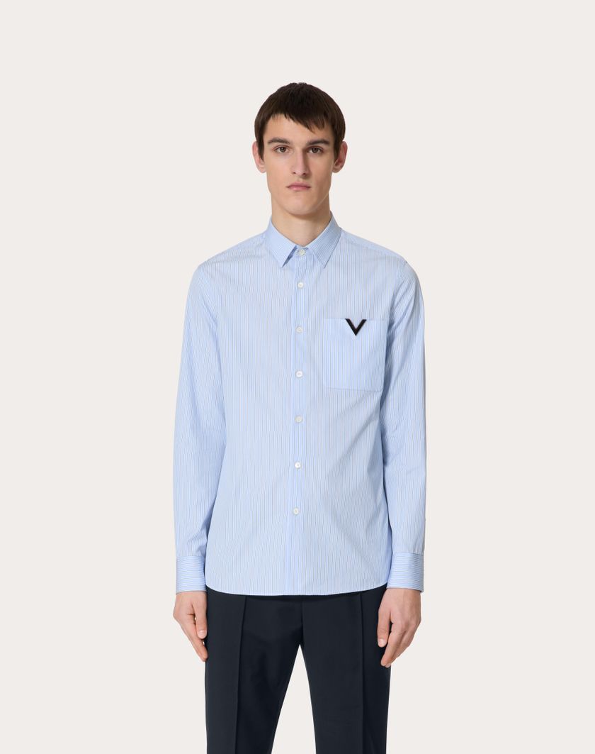 Valentino Handbags Camicia In Popeline Di Cotone Con V Detail Metallica Per Uomo In Azzurro | Valentino IT