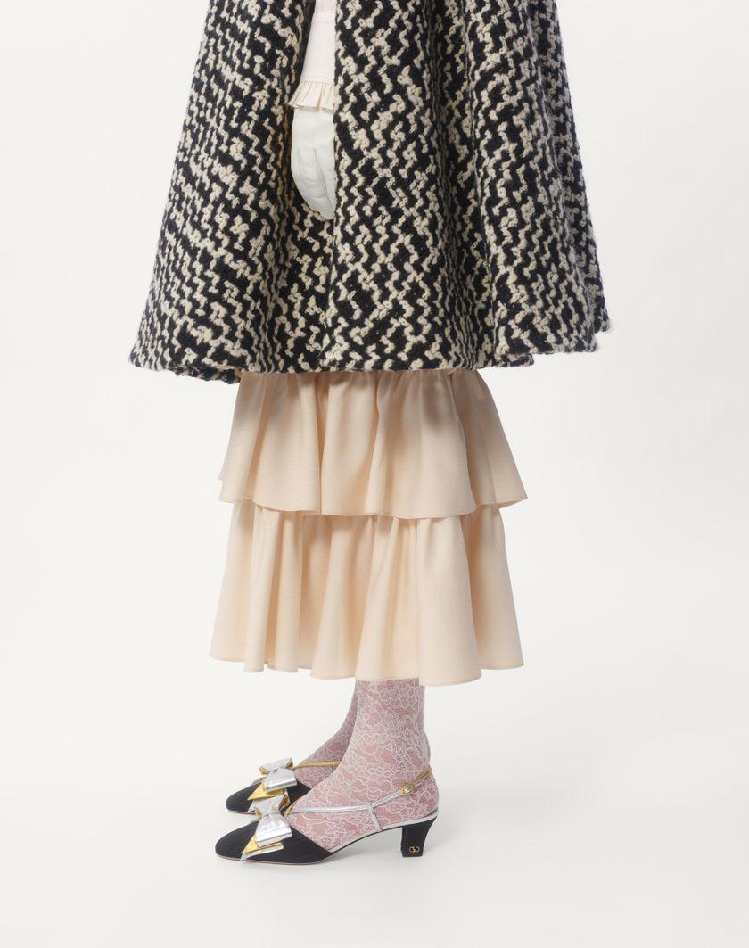 Valentino Handbags Cappa In Geometric Tweed Per Donna In Avorio/nero | Valentino IT