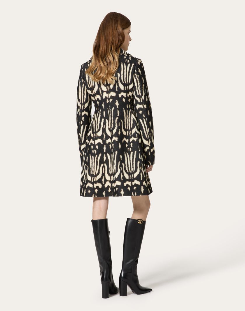 Valentino Handbags Cappotto In Valentino Wildprint 98 Per Donna In Nero | Valentino IT