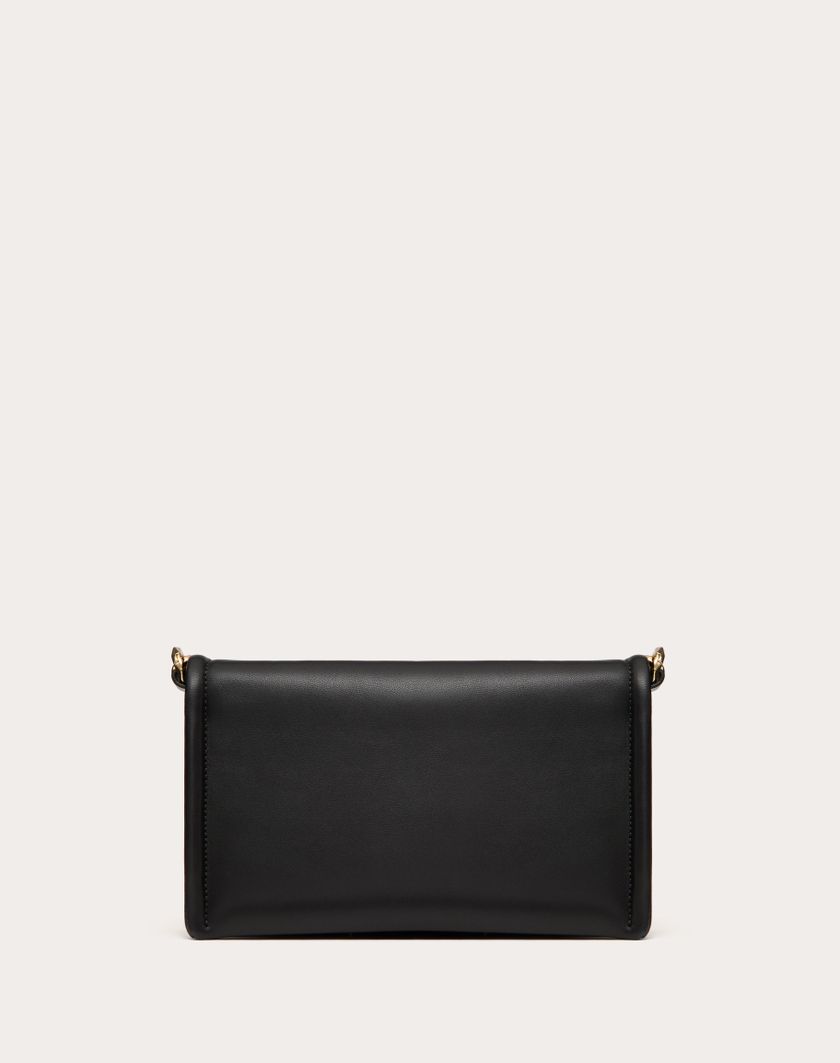 Valentino Handbags Clutch Vlogo Chain In Nappa Con Catena Per Donna In Nero | Valentino IT