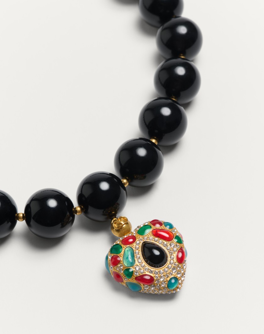 Valentino Handbags Collana Valentino Garavani Coeur Royal In Metallo Resina Smalto E Cristalli Swarovski® Per Uomo In Antique Brass/rosso/nero/crystal | Valentino IT