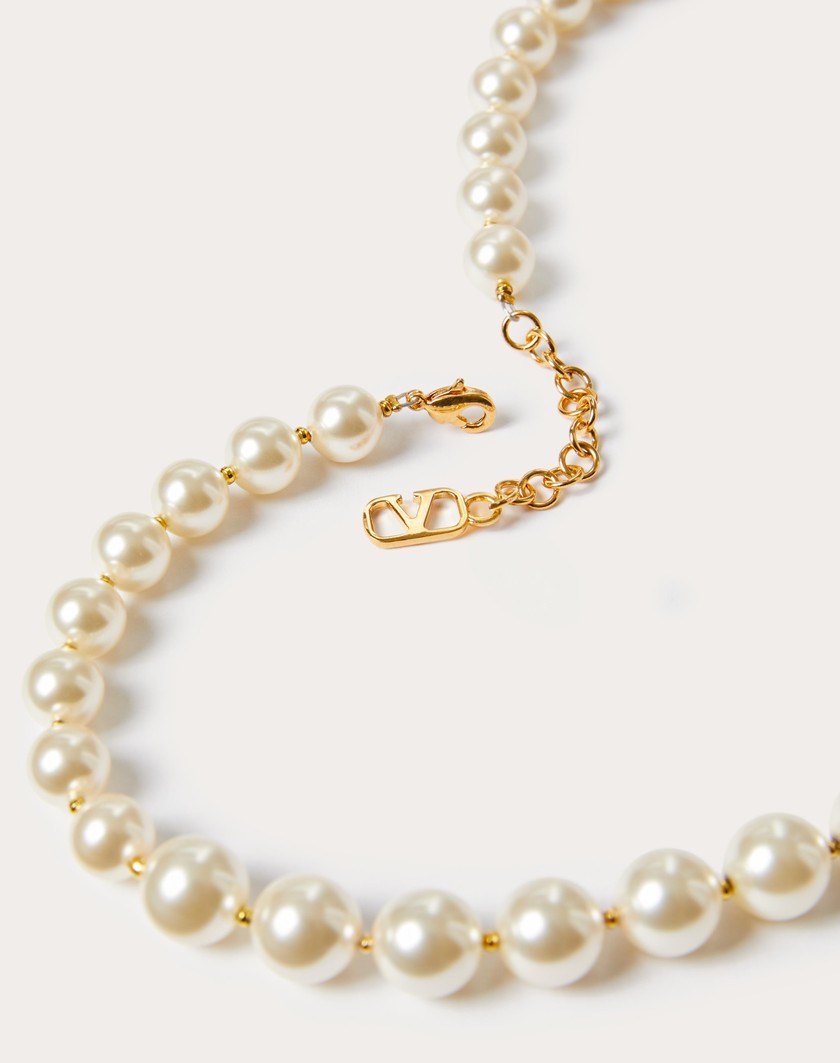 Valentino Handbags Collana Vlogo Signature In Metallo E Perle Swarovski® Per Donna In Oro | Valentino IT