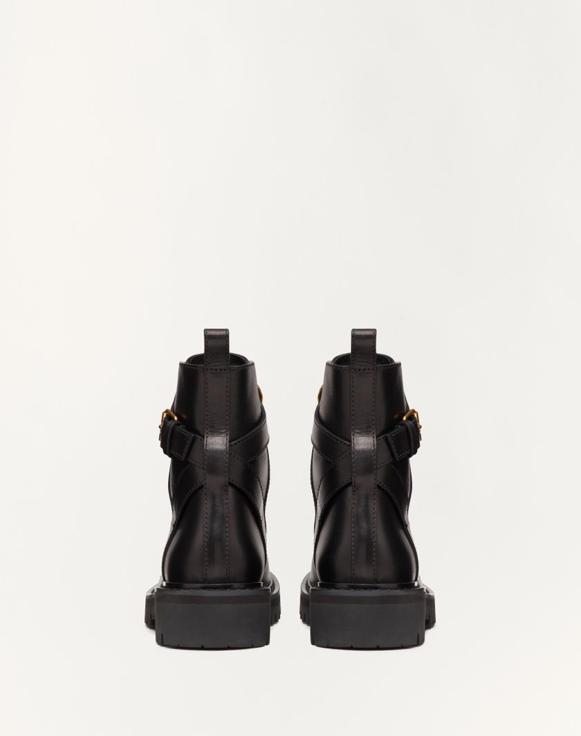 Valentino Handbags Combat Boot Vlogo Signature In Vitello 35mm Per Donna In Nero | Valentino IT