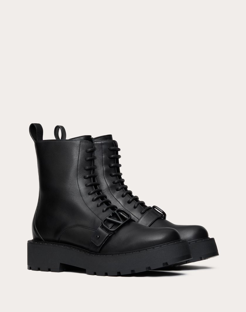 Valentino Handbags Combat Boot Vlogo Signature In Vitello 45mm Per Donna In Nero | Valentino IT