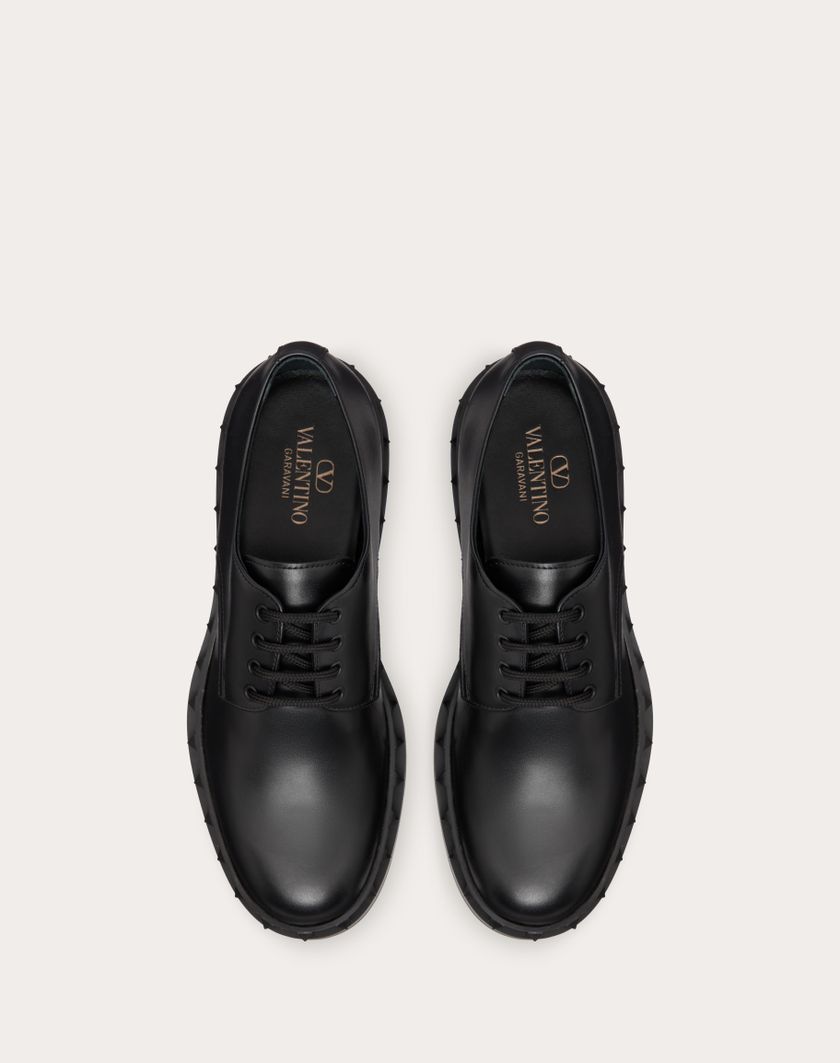 Valentino Handbags Derby Rockstud M-way In Vitello Per Uomo In Nero | Valentino IT
