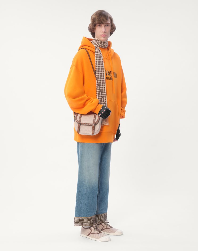 Valentino Handbags Felpa In Cotone Con Cappuccio E Stampa Chez Valentino Per Uomo In Arancione | Valentino IT