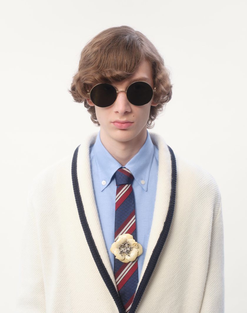 Valentino Handbags Fermacravatta Valentino Garavani Fleur Lumineuse In Metallo Smalto E Tessuto Per Uomo In Oro/avorio/multicolor | Valentino IT