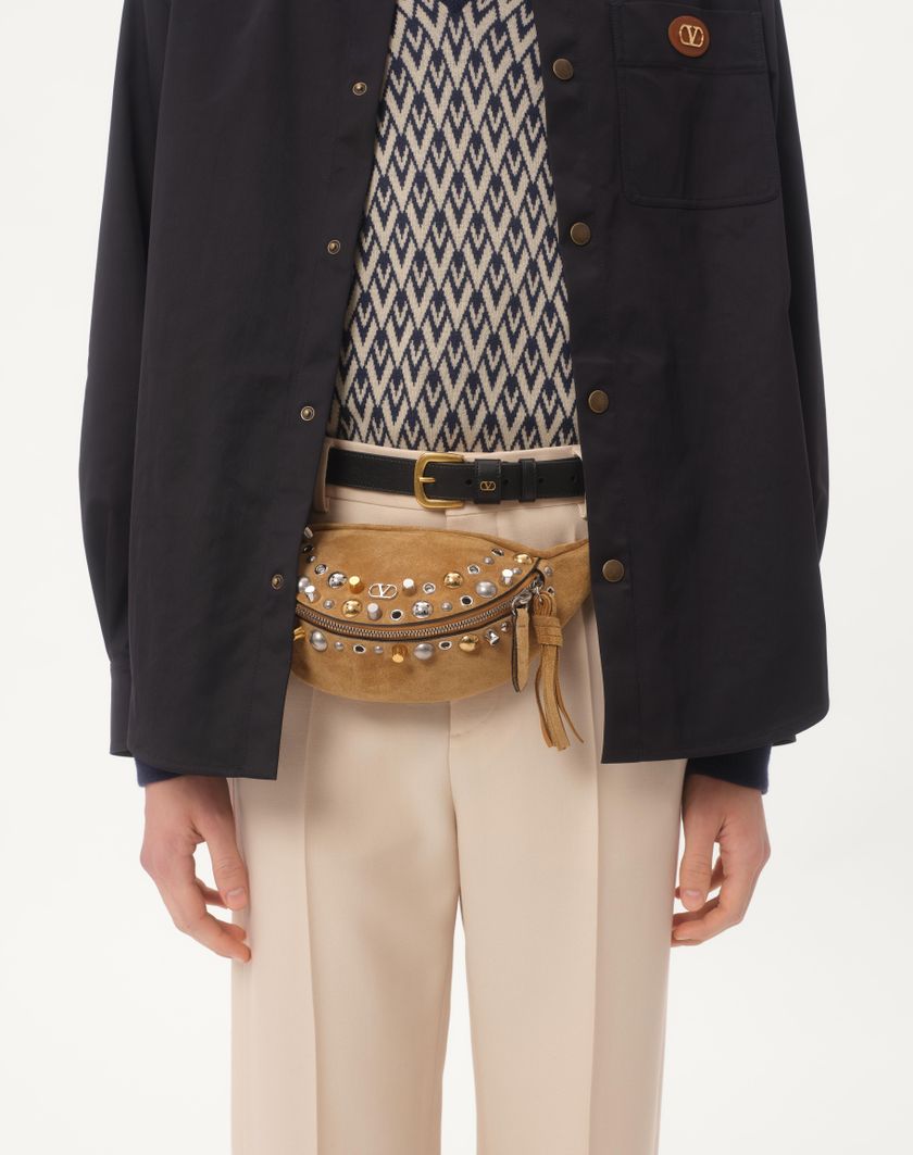 Valentino Handbags Giacca Camicia In Nylon Con V Detail Gommata Per Uomo In Stone | Valentino IT