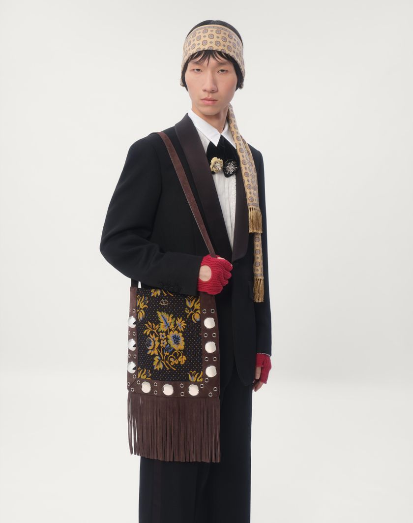 Valentino Handbags Giacca Da Tuxedo In Lana Per Uomo In Nero | Valentino IT