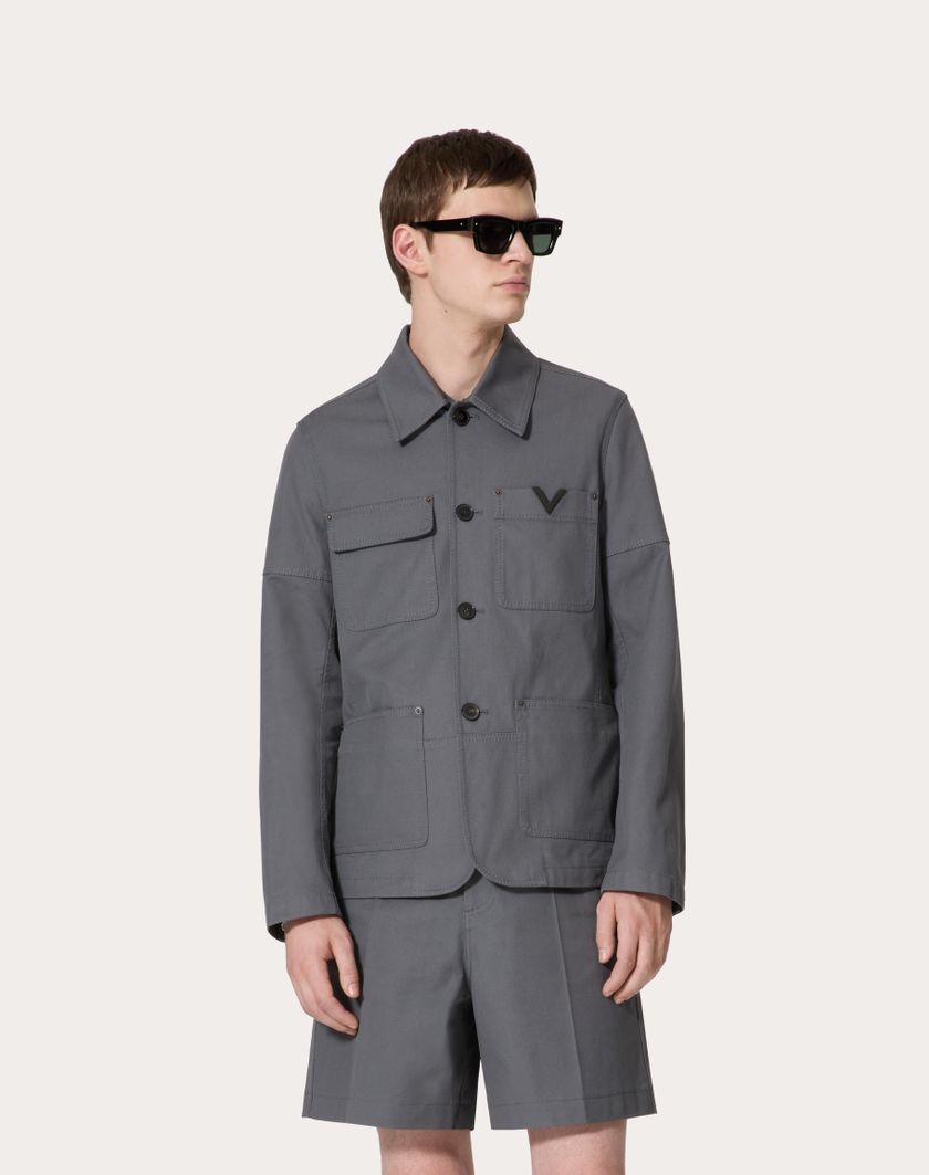 Valentino Handbags Giacca In Canvas Di Cotone Stretch Con V Detail Metallica Per Uomo In Grigio Chiaro | Valentino IT