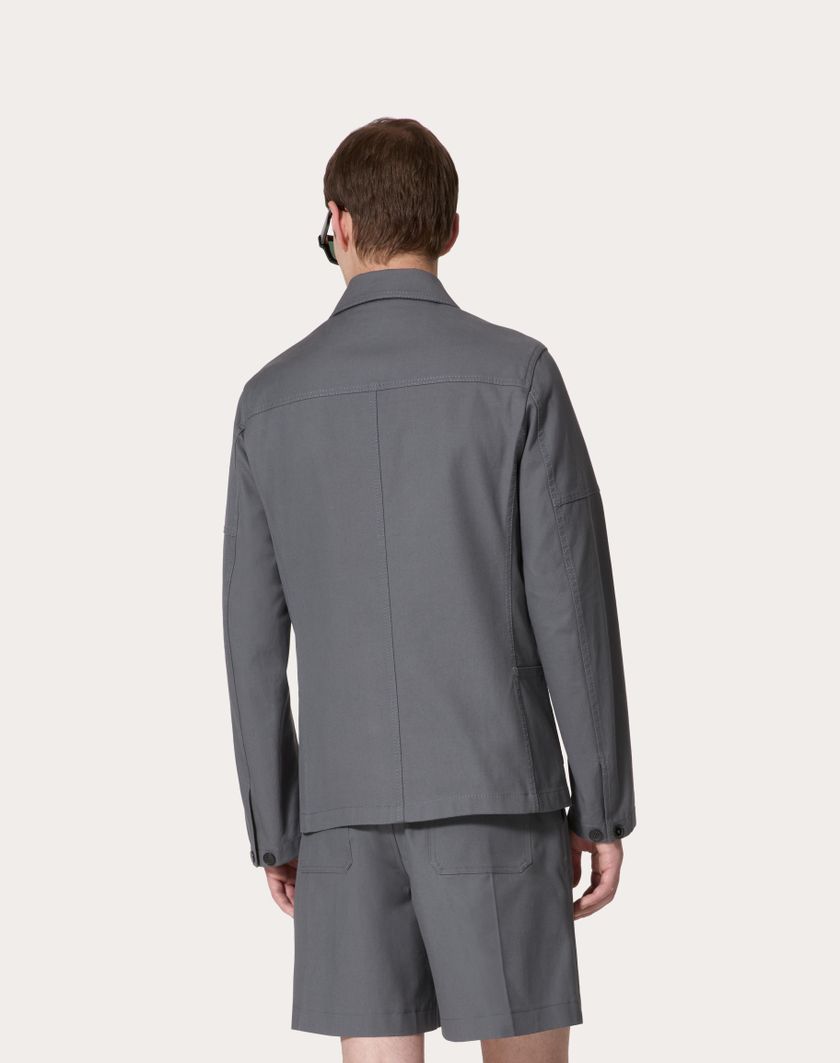 Valentino Handbags Giacca In Canvas Di Cotone Stretch Con V Detail Metallica Per Uomo In Grigio Chiaro | Valentino IT