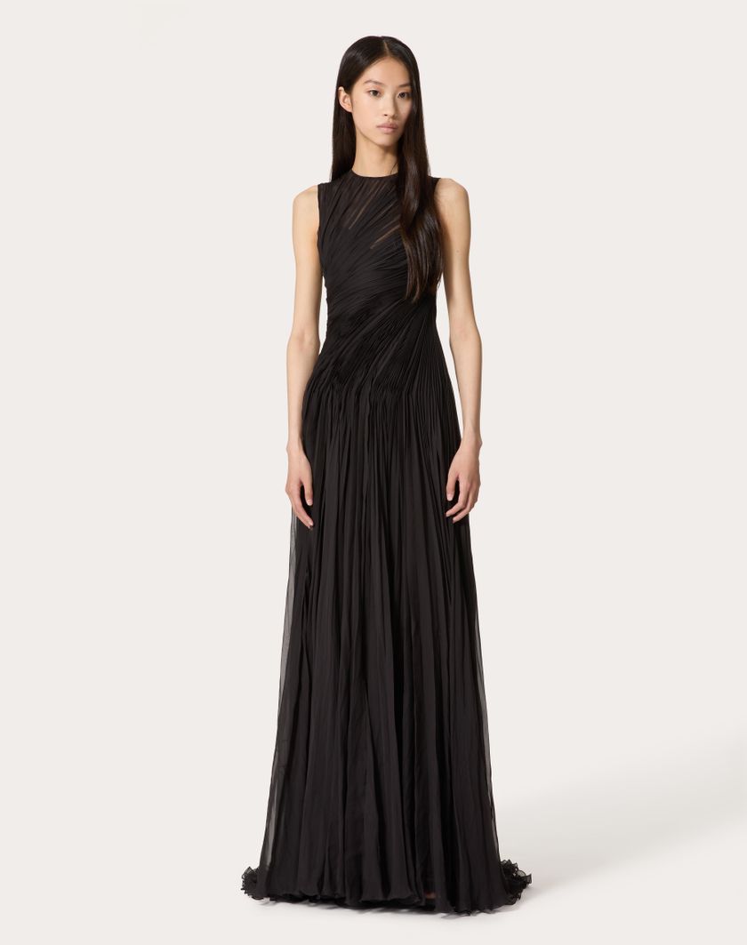 Valentino Handbags Gown In Chiffon Per Donna In Nero | Valentino IT