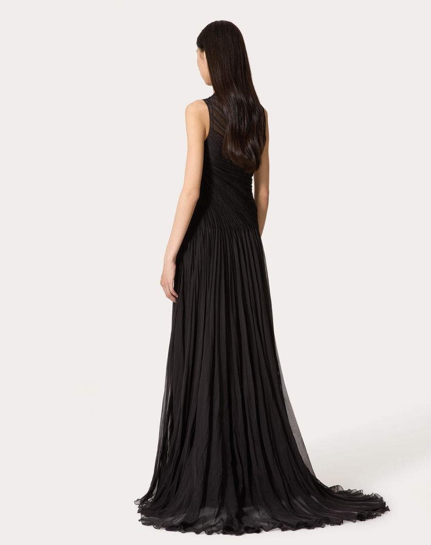 Valentino Handbags Gown In Chiffon Per Donna In Nero | Valentino IT