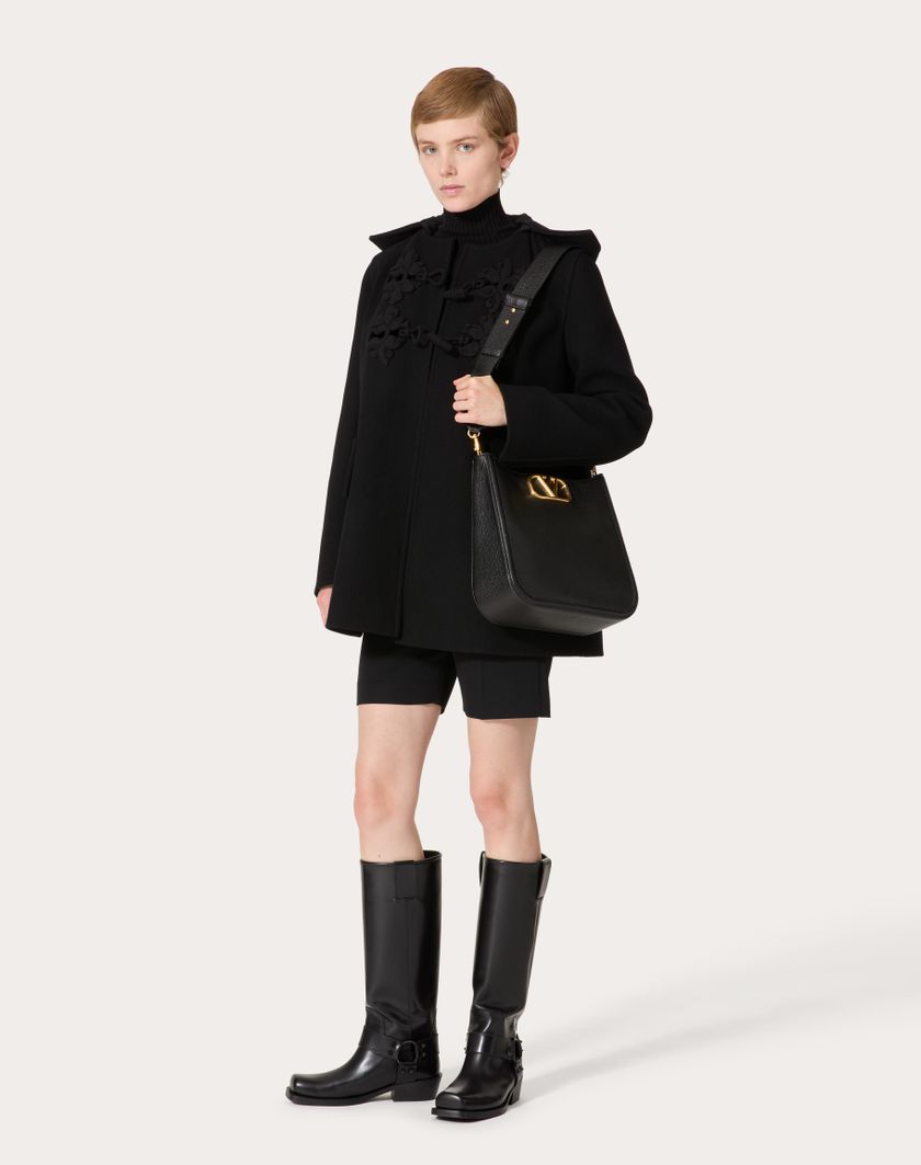 Valentino Handbags Hobo Valentino Garavani Alltime In Vitello Granato Per Donna In Nero | Valentino IT