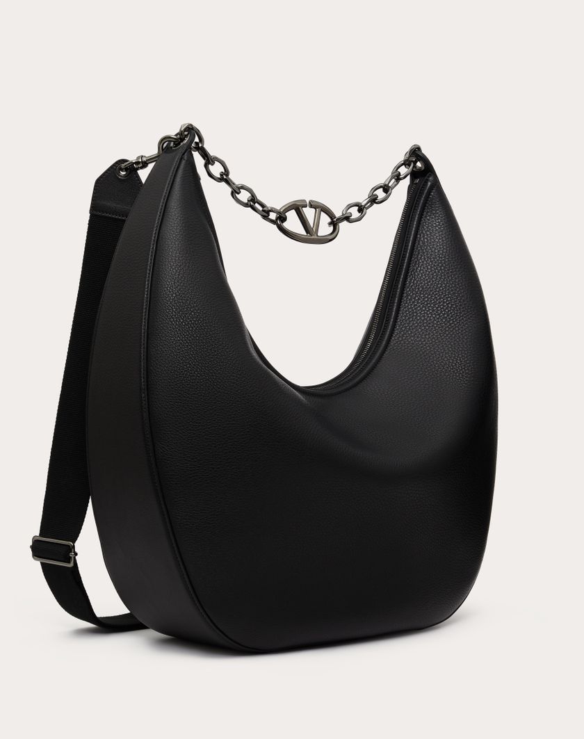 Valentino Handbags Maxi Hobo Vlogo Moon Bag In Vitello Granato Con Catena Per Uomo In Nero | Valentino IT