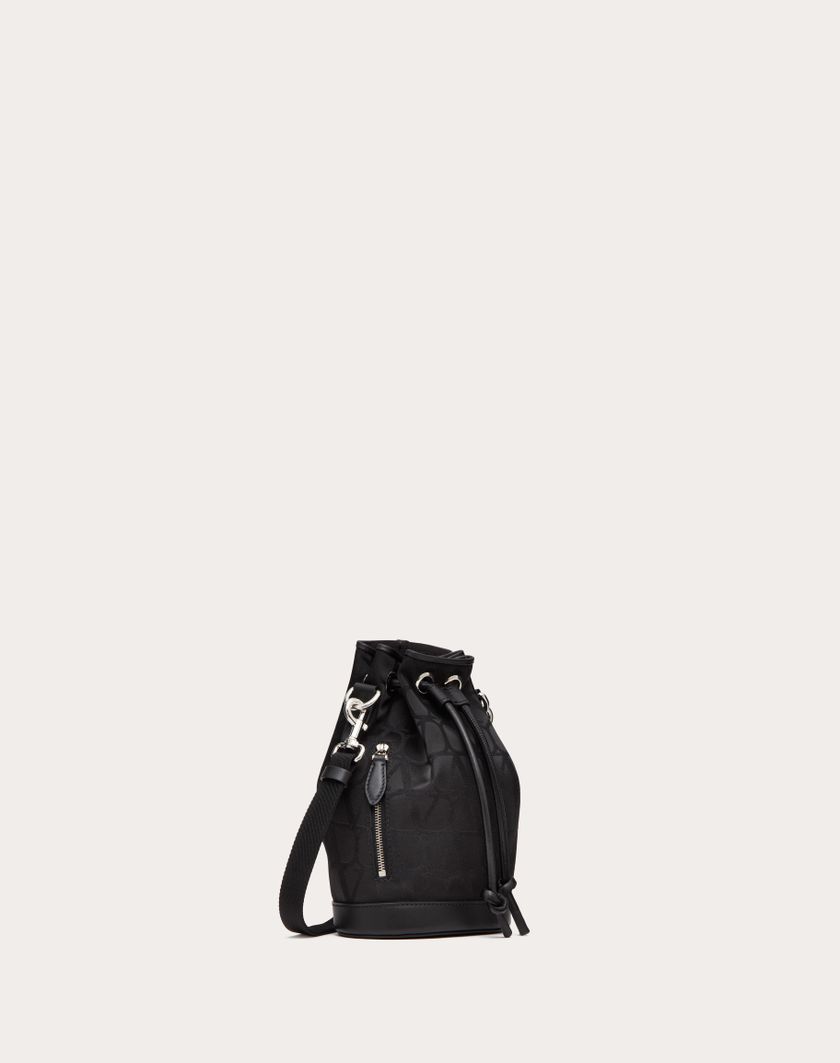 Valentino Handbags Mini Borsa A Secchiello Black Iconographe In Nylon Per Uomo In Nero | Valentino IT