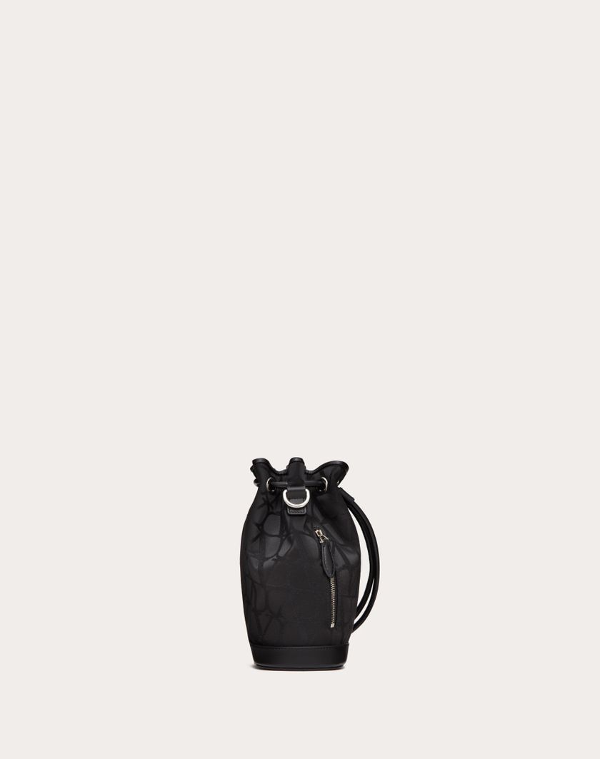 Valentino Handbags Mini Borsa A Secchiello Black Iconographe In Nylon Per Uomo In Nero | Valentino IT