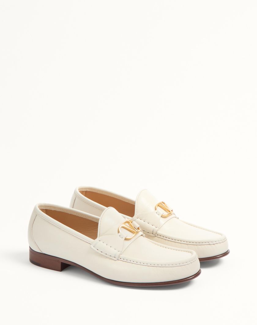 Valentino Handbags Mocassino Vlogo Signature In Capretto Per Uomo In Avorio | Valentino IT