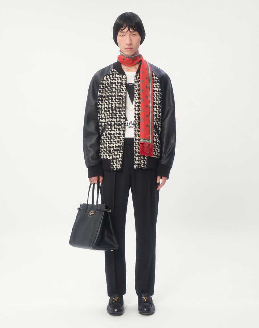 Valentino Handbags Pantaloni In Lana Per Uomo In Blu Scuro | Valentino IT