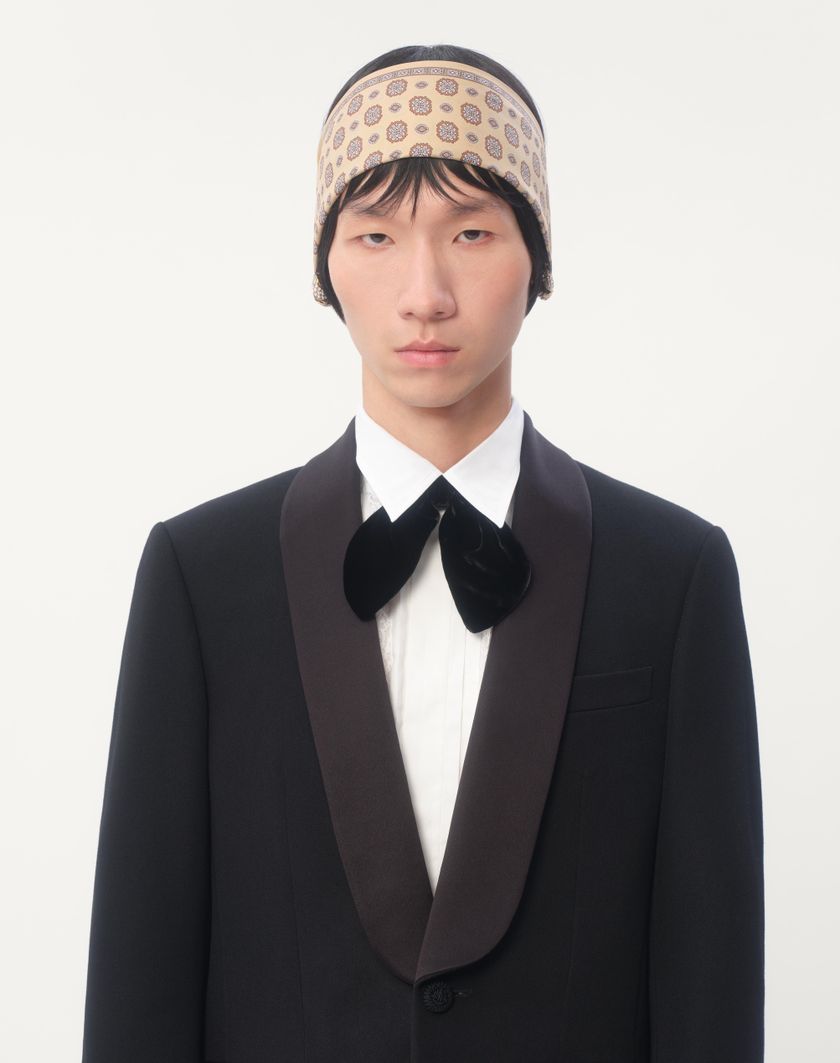 Valentino Handbags Papillon Valentie In Velluto Per Uomo In Nero | Valentino IT