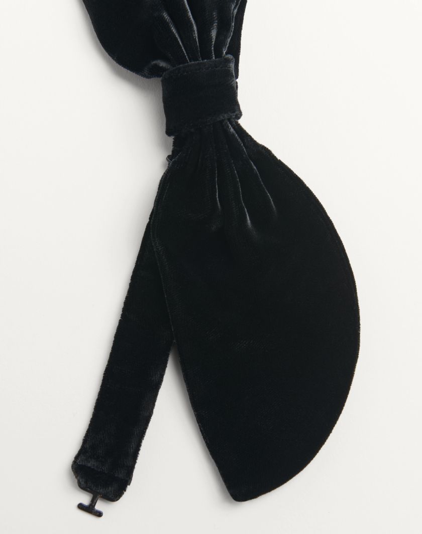 Valentino Handbags Papillon Valentie In Velluto Per Uomo In Nero | Valentino IT