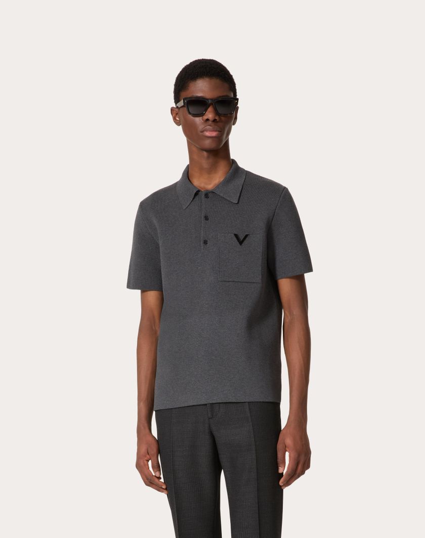 Valentino Handbags Polo In Cotone Stretch Con V Detail Metallica Per Uomo In Grigio | Valentino IT