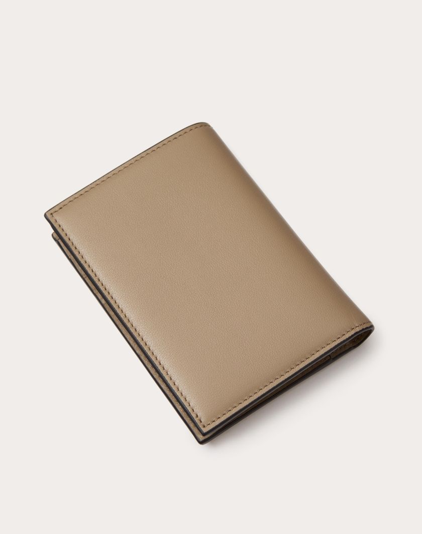 Valentino Handbags Portacarte Vlogo Signature In Vitello Per Uomo In New Chinos | Valentino IT