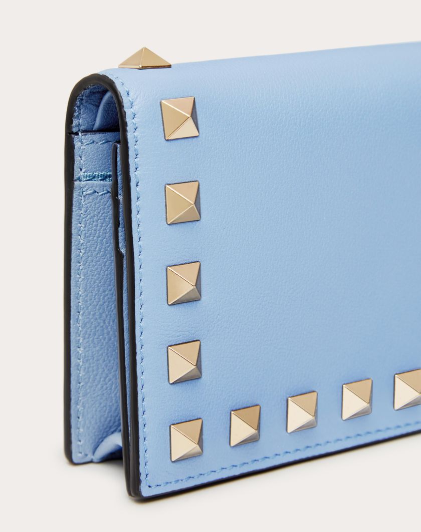 Valentino Handbags Portafoglio Piccolo Rockstud In Vitello Per Donna In Azzurro | Valentino IT