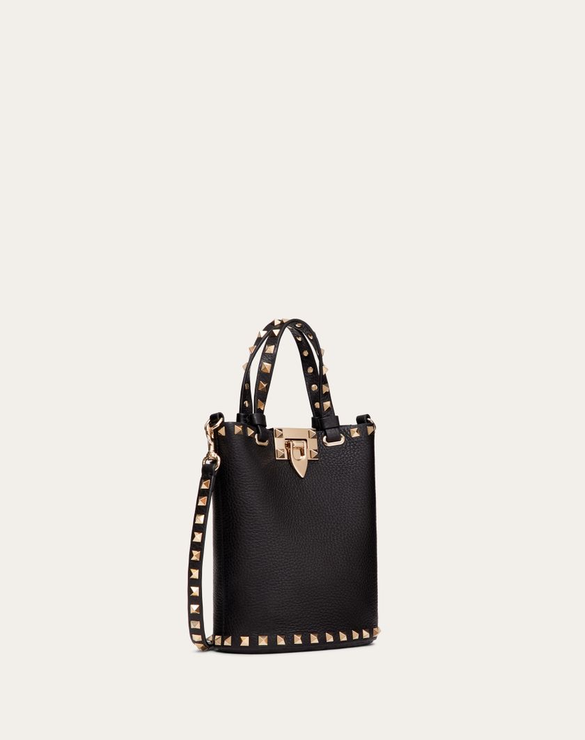 Valentino Handbags Pouch Con Tracolla Rockstud In Vitello Granato Per Donna In Nero | Valentino IT
