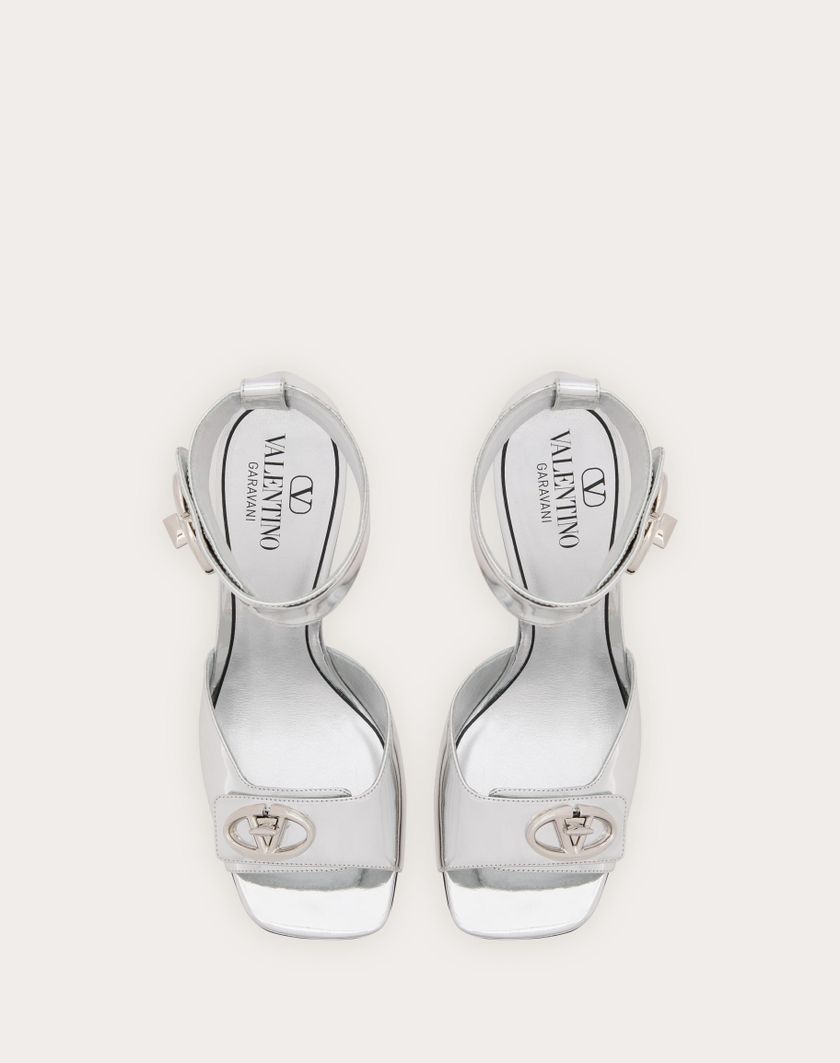 Valentino Handbags Sandalo Vlogo Locker In Vitello Specchio 105mm Per Donna In Argento | Valentino IT