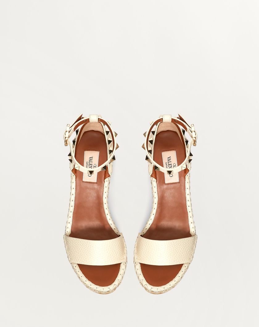 Valentino Handbags Sandalo Zeppa Rockstud Double In Vitello Granato 105mm Per Donna In Poudre | Valentino IT