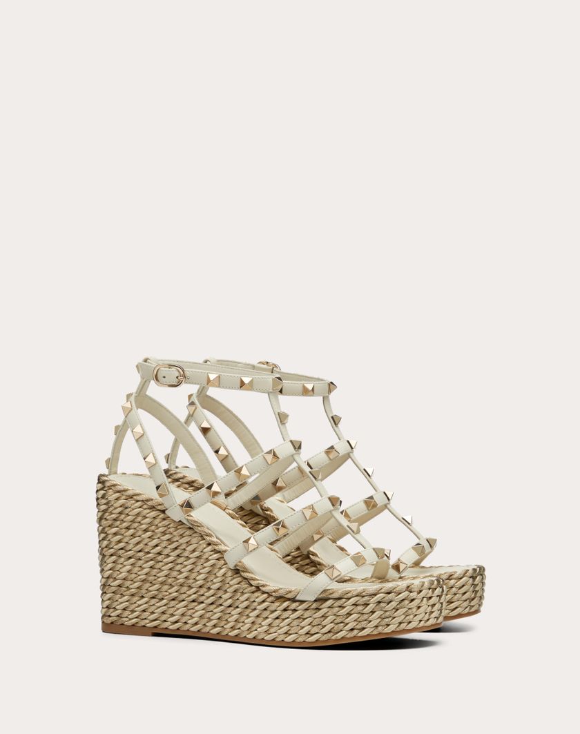 Valentino Handbags Sandalo Zeppa Rockstud In Vitello Con Cinturini 95mm Per Donna In Light Ivory | Valentino IT