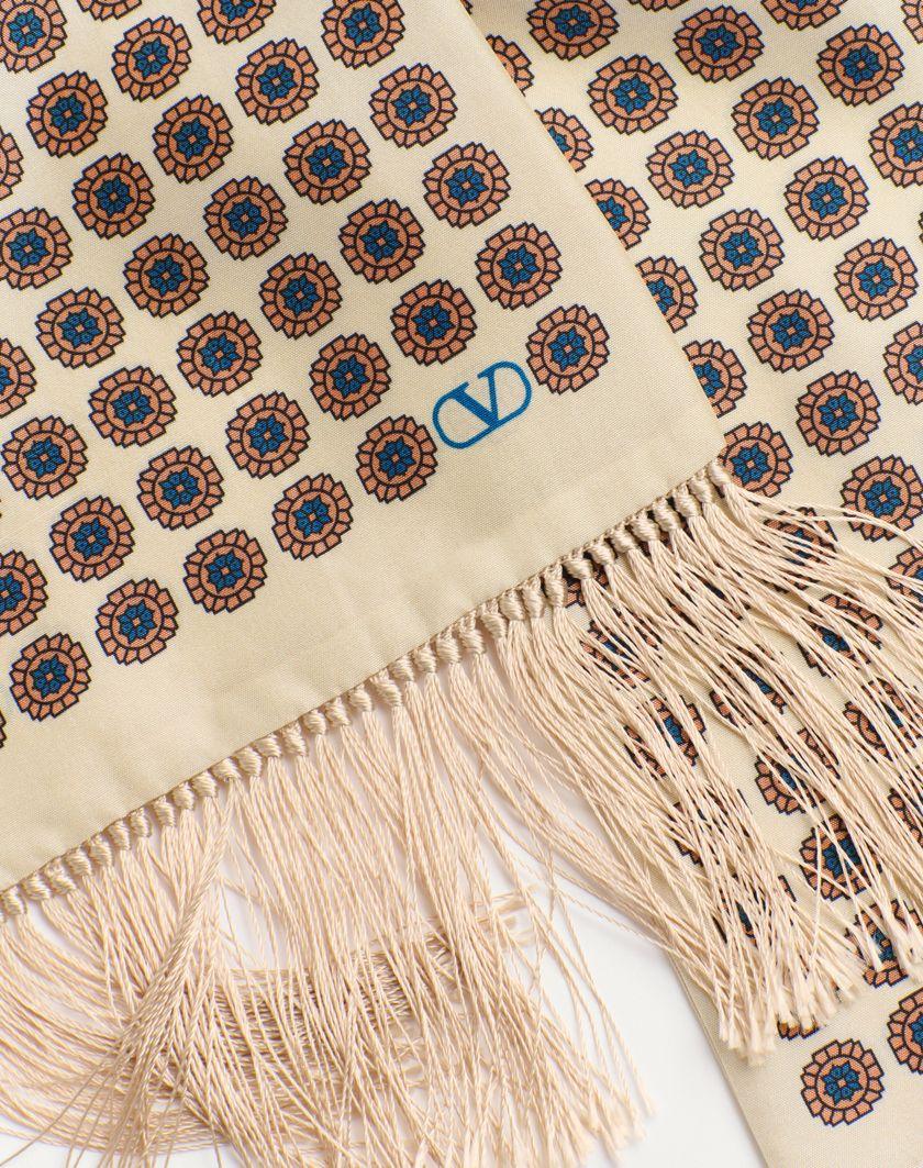 Valentino Handbags Scarf Bandeaux Chamber In Seta Con Frange Per Uomo In Crema/pesca/bluette/nero | Valentino IT