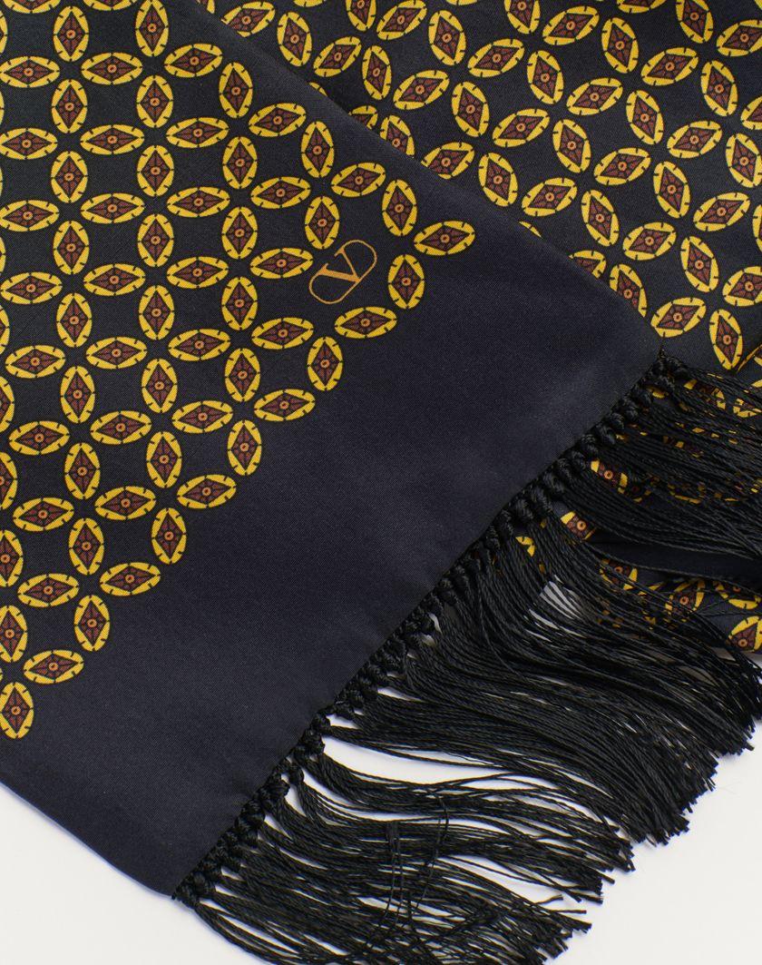 Valentino Handbags Scarf Bandeaux Chamber In Seta Con Frange Per Uomo In Nero/giallo/arancione | Valentino IT