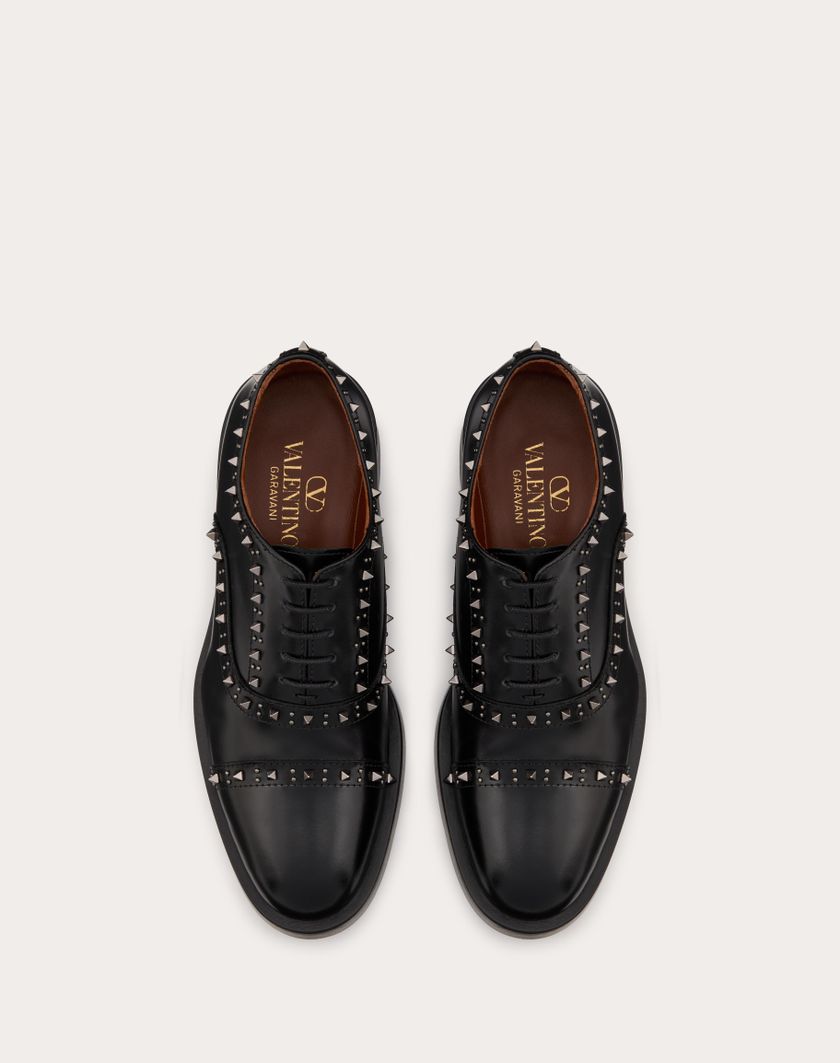 Valentino Handbags Scarpa Stringata Oxford Valentino Garavani Gentleglam In Vitello Per Donna In Nero | Valentino IT