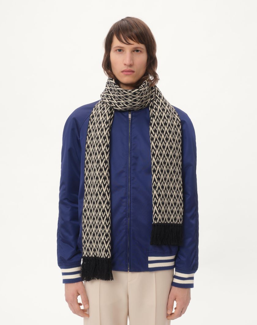 Valentino Handbags Sciarpa Knitted Toute La V In Lana Per Uomo In Nero/crema | Valentino IT