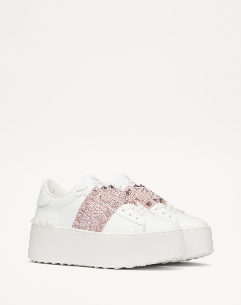 Valentino Handbags Sneaker Flatform Rockstud Untitled In Vitello Con Micro Borchie Per Donna In Bianco/rose Quartz/rosa Chiaro | Valentino IT