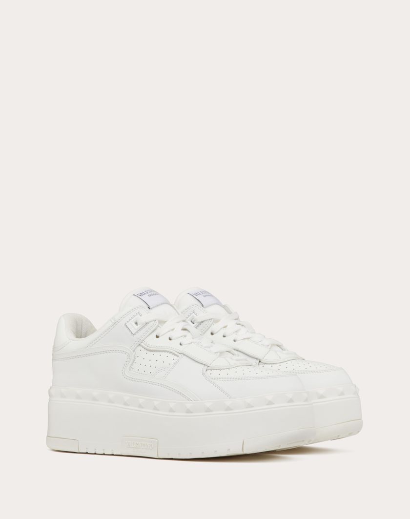 Valentino Handbags Sneaker Freedots Xl In Vitello Per Donna In Bianco | Valentino IT