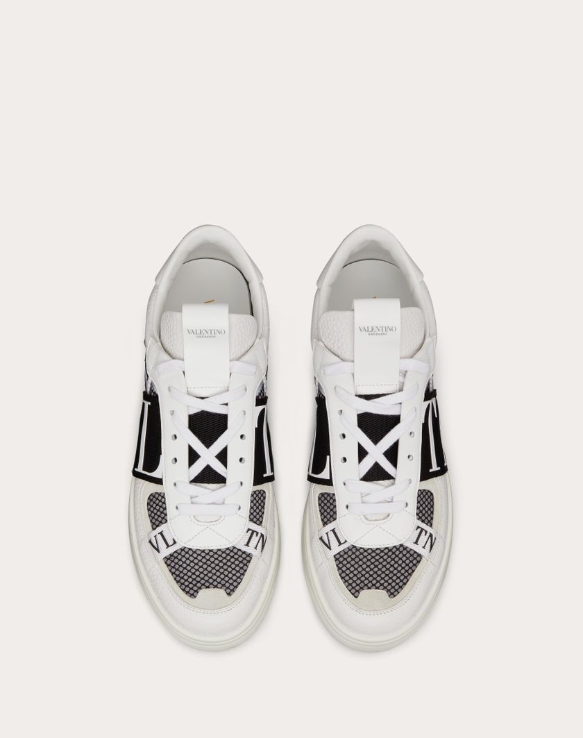 Valentino Handbags Sneaker Low-top Vl7n In Vitello Tessuto Rete E Nastri Per Uomo In Bianco/ Nero | Valentino IT